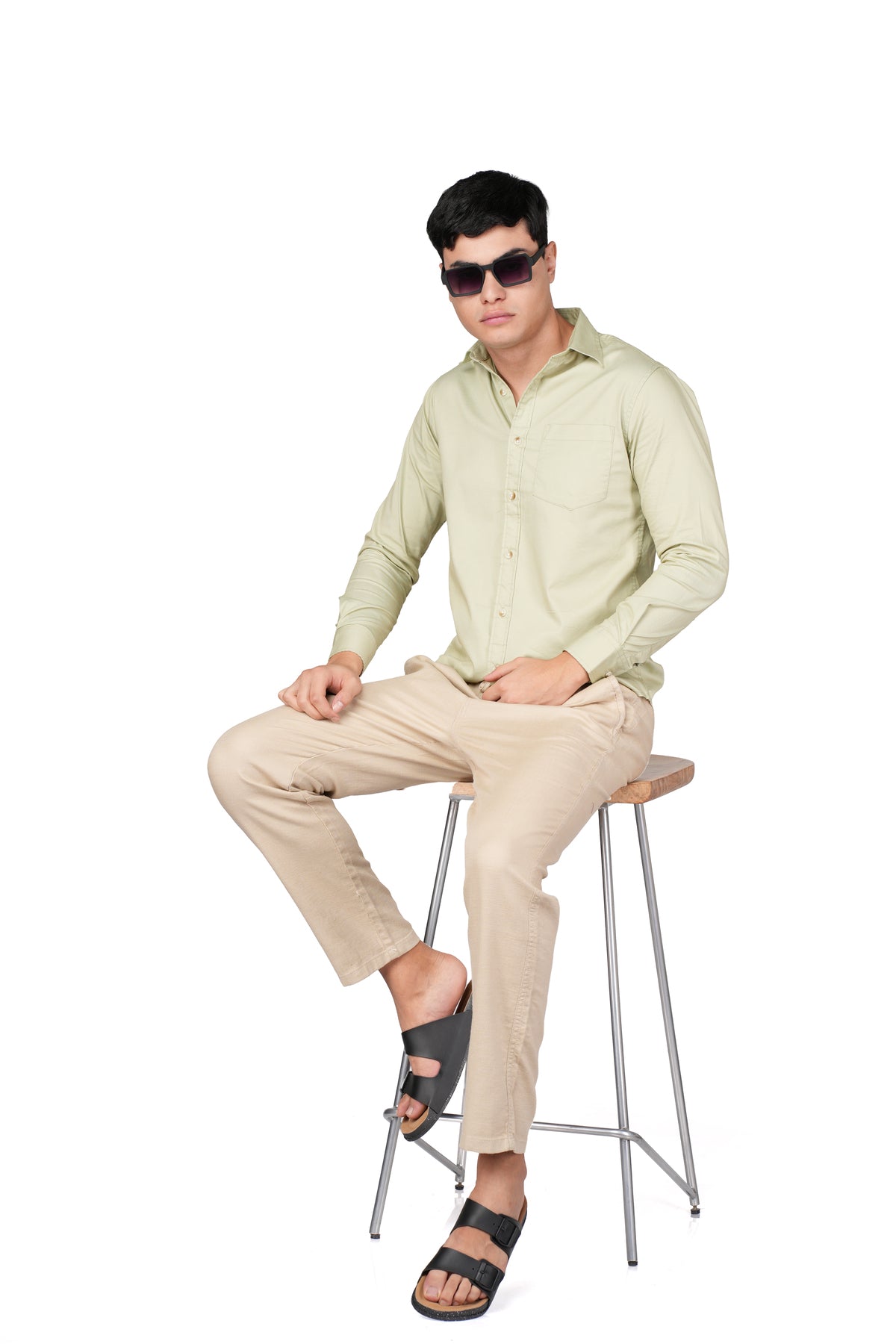 FORMAL CAVILLARY GREEN