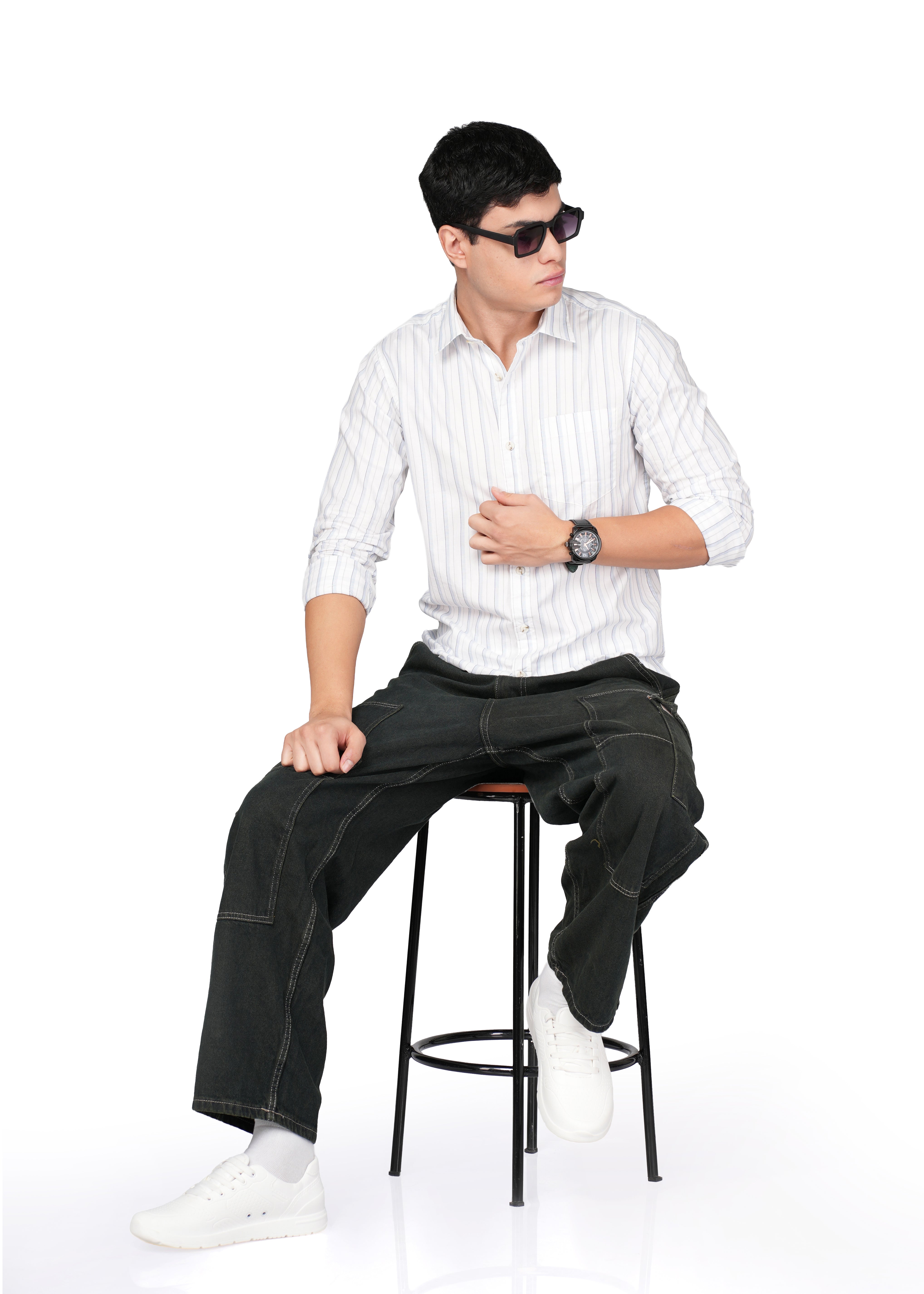 WHITE N BLUE STRIPE