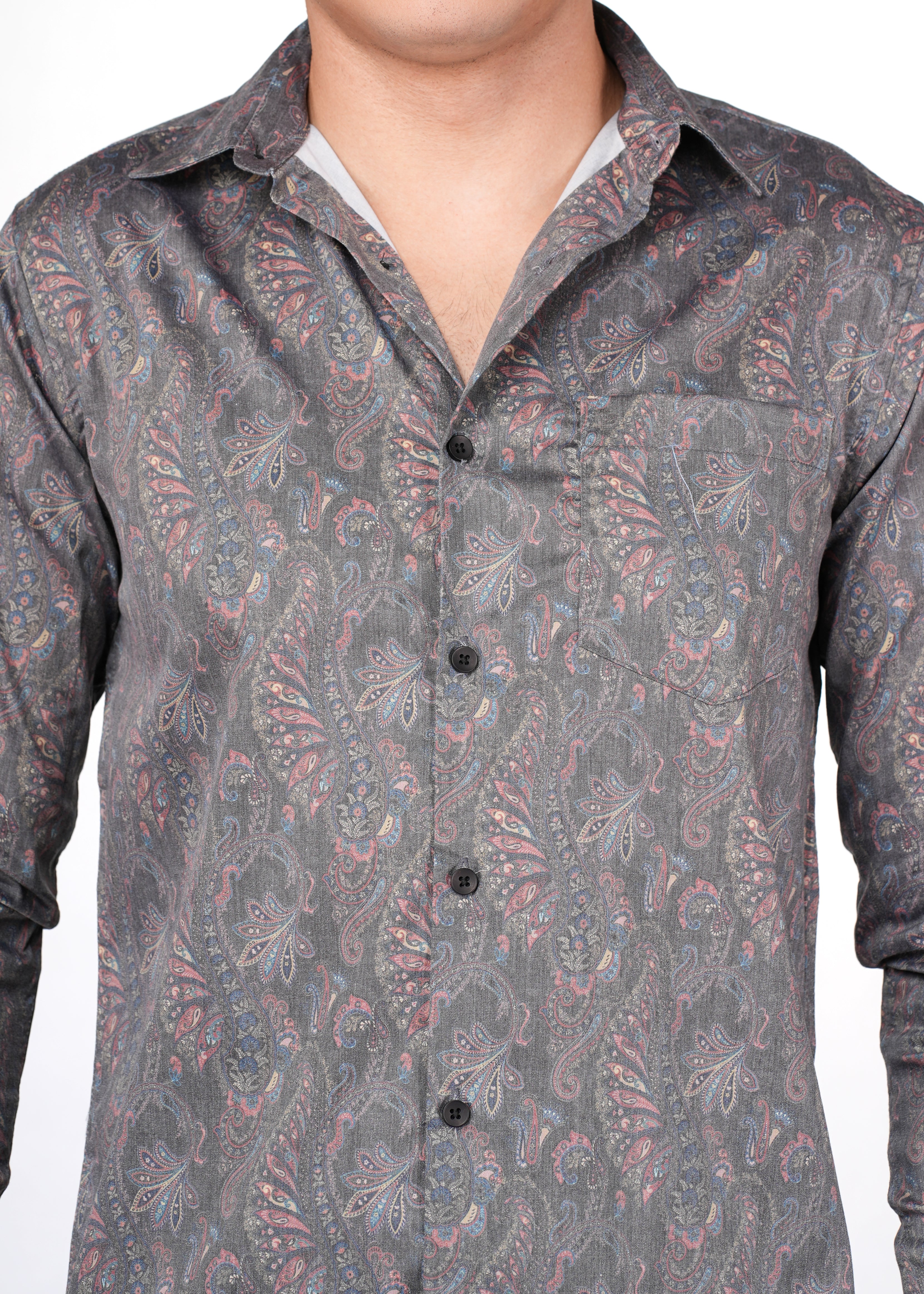 GREY PAISLEY PRINT