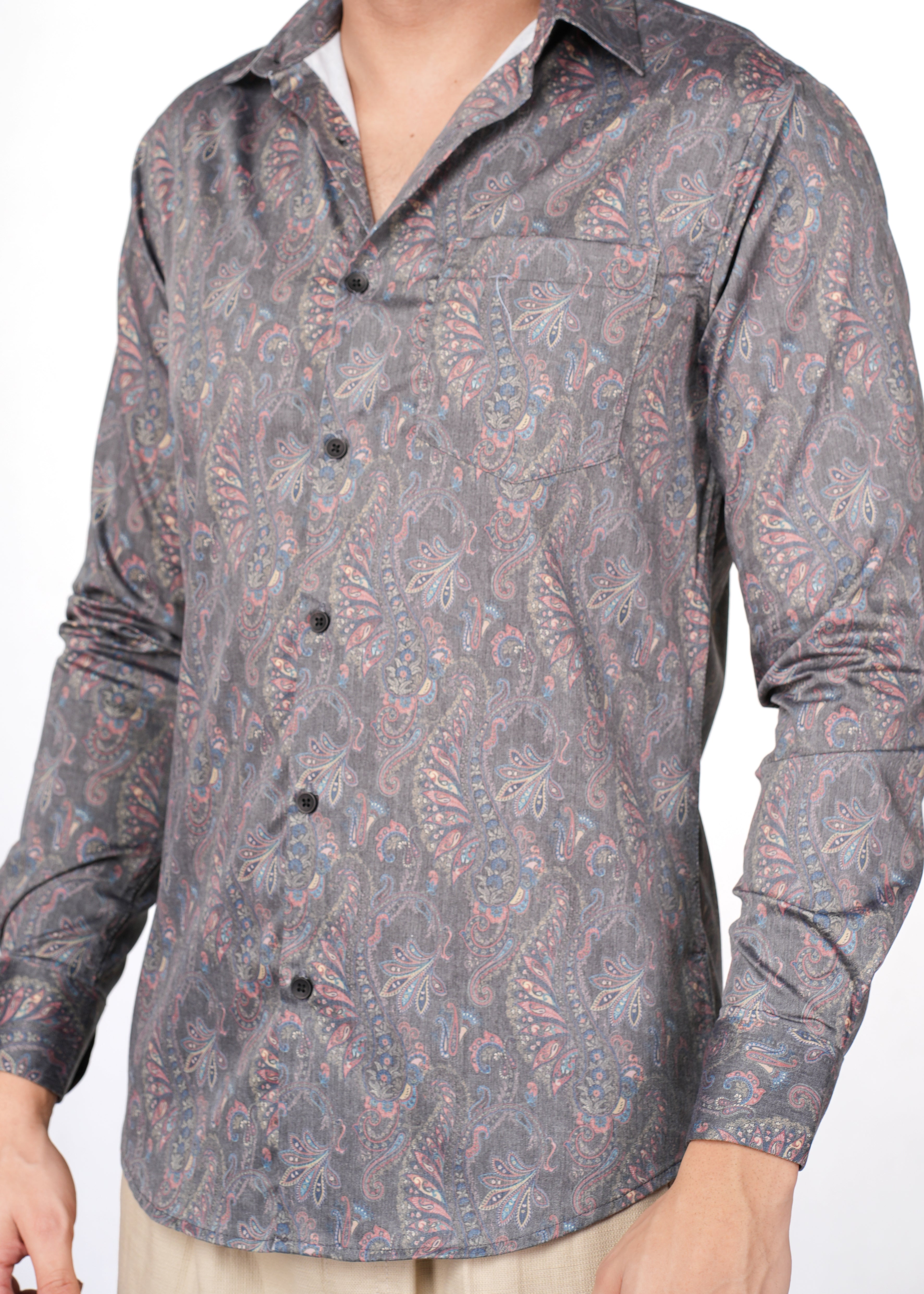 GREY PAISLEY PRINT
